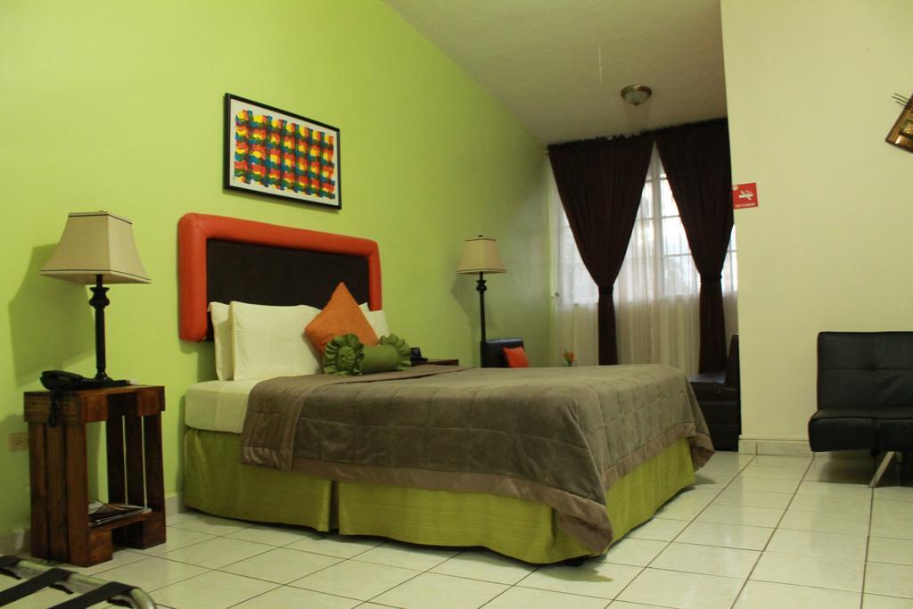 Hotel Casa Las Lomas 테구시갈파 외부 사진